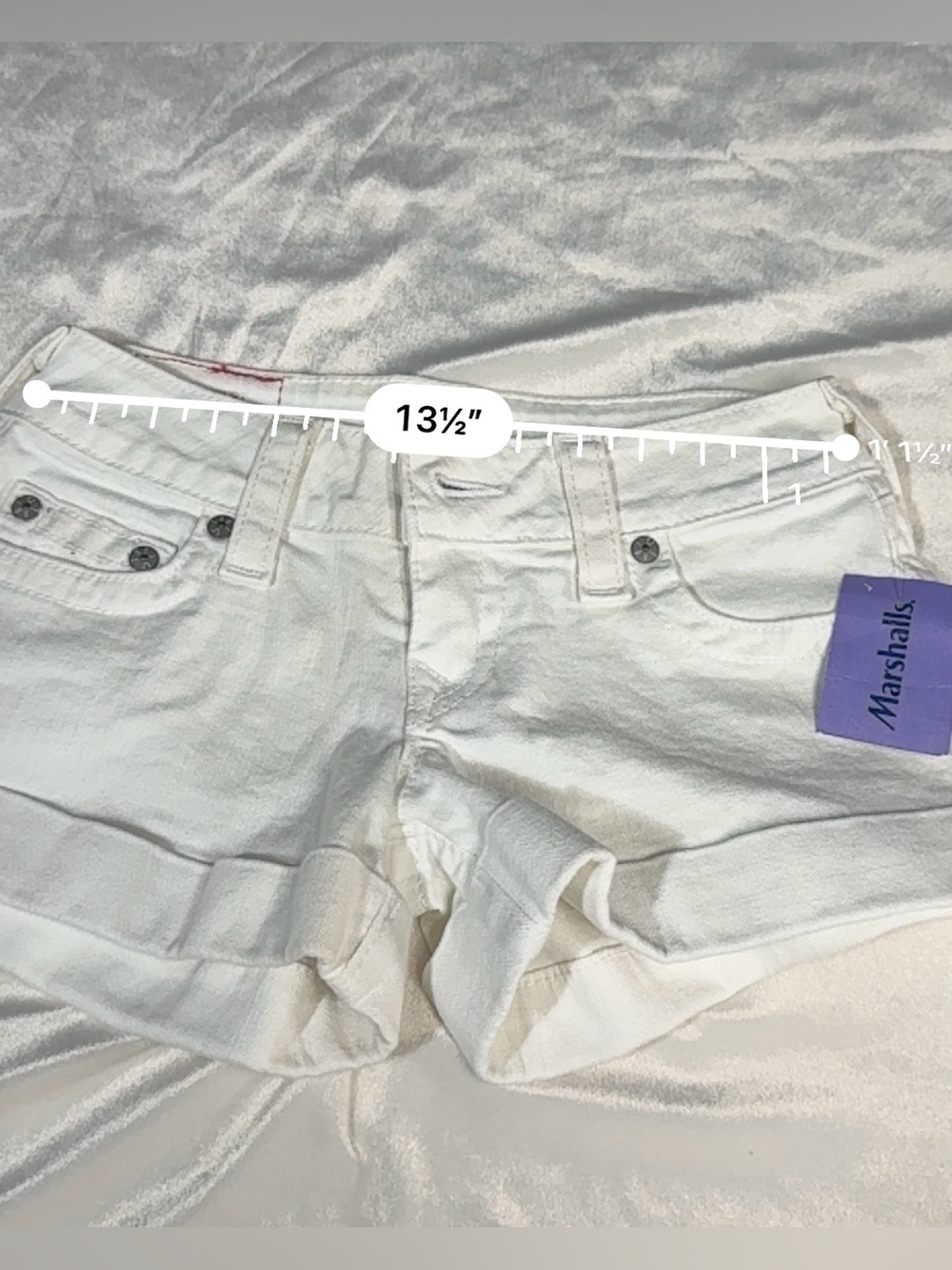 True Religion Women's White Cuffed Denim Shorts size 25 - Picture 9 of 12